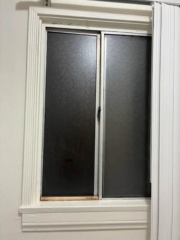 damaged-window-screen-not-broken-glass
